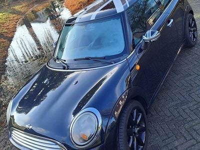 Zwart (metallic) Gebruikt 2007 Mini Cooper Pepper Hatchback | € 2.350 (Goede deal)