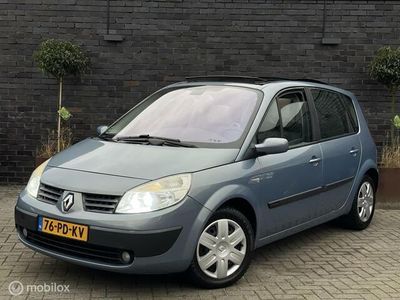 tweedehands Renault Scénic II 2.0-16V Privilège Luxe -PANO-STOELVERWARMING *INRUIL MOGELIJK!*