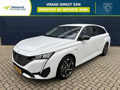 Wit Gebruikt 2023 Peugeot 308 SW Allure Stationwagen | € 28.335 (Eerlijke prijs)