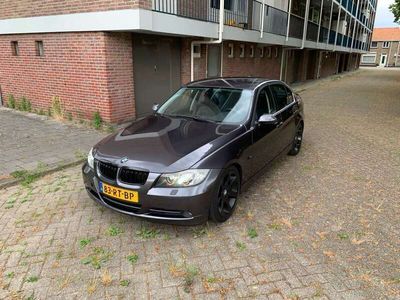 tweedehands BMW 330 i Dynamic Exec.