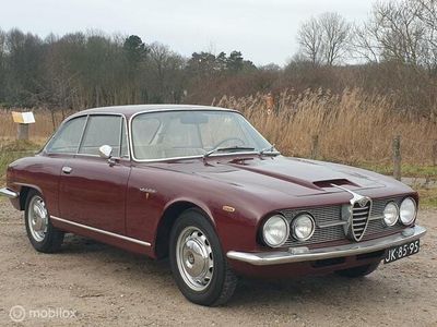 Rood Gebruikt 1962 Alfa Romeo 2600 Sprint Coupé | € 44.950
