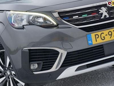 Grijs Occasion 2017 Peugeot 5008 Allure SUV | € 11.425 (Eerlijke prijs)