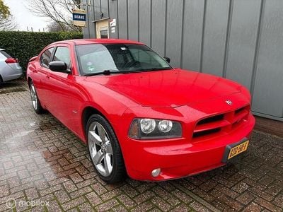Rood Occasion 2010 Dodge Charger Sedan | € 12.500
