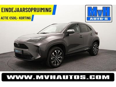 Grijs Gebruikt 2024 Toyota Yaris Cross Business Edition SUV | € 29.499 (Eerlijke prijs)