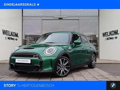 Groen Gebruikt 2024 Mini Cooper S Comfort Hatchback | € 31.950