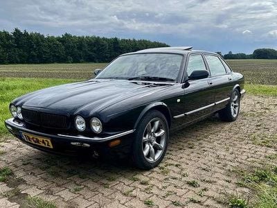 Gebruikt 1998 Jaguar XJ8 Sedan | € 5.875