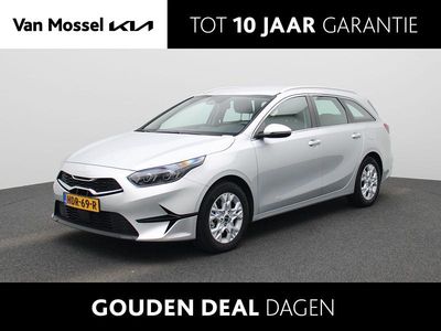 Grijs Gebruikt 2025 Kia Ceed Hatchback | € 29.440 (Iets duurder)
