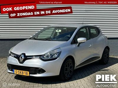Grijs, metallic lak Occasion 2013 Renault Clio IV Authentique Hatchback | € 4.999 (Eerlijke prijs)