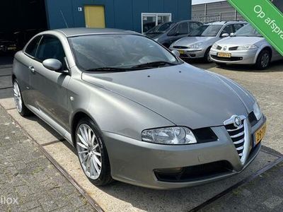 tweedehands Alfa Romeo GT 2.0 JTS Distinctive Automaaat,Cruise control