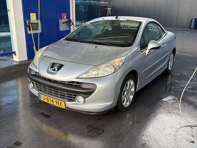 Grijs Occasion 2009 Peugeot 207 Cabriolet | € 1.950 (Goede deal)