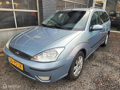 Grijs Gebruikt 2004 Ford Focus Futura Stationwagen | € 1.250 (Eerlijke prijs)