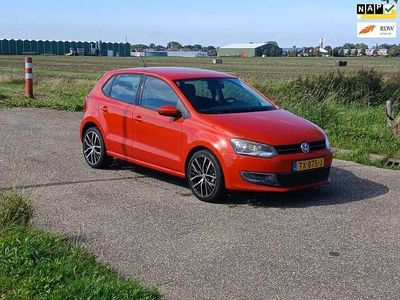 Oranje Gebruikt 2010 VW Polo Trendline Hatchback | € 4.950 (Iets duurder)