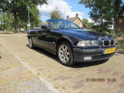 Blauw Occasion 1999 BMW 318 Cabriolet Cabriolet | € 4.900