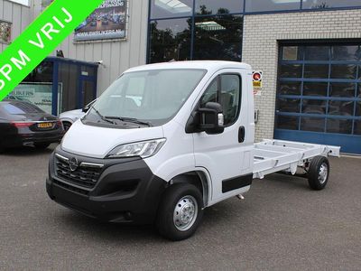 Wit Gebruikt 2023 Opel Movano Van | € 29.950 (Duur)