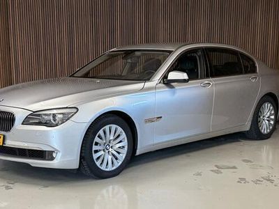 Grijs Gebruikt 2009 BMW 750L Sedan | € 26.620