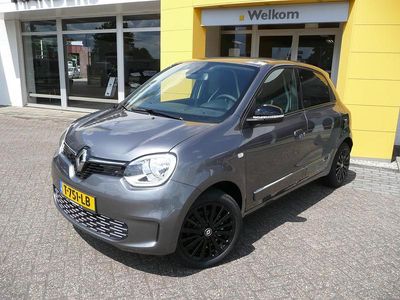 Grijs Gebruikt 2022 Renault Twingo Urban Night Hatchback | € 15.940 (Duur)