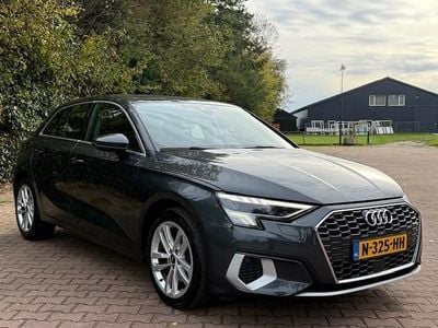 Grijs Gebruikt 2021 Audi A3 Sportback Comfort Hatchback | € 21.900 (Eerlijke prijs)