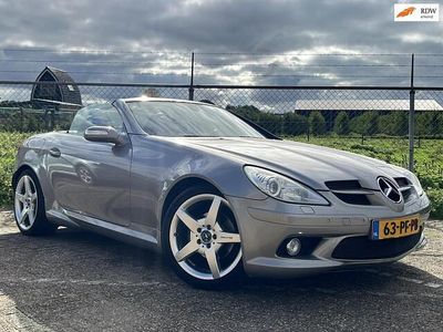 Grijs Occasion 2004 Mercedes SLK200 AMG Cabriolet | € 8.950 (Duur)