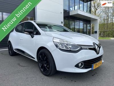 tweedehands Renault Clio IV 0.9 TCe Expression Navi | Cruise | All seasons!