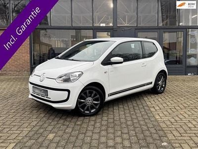 Wit Gebruikt 2015 VW up! CLUB Hatchback | € 7.950 (Eerlijke prijs)