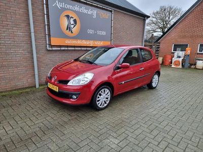 tweedehands Renault Clio 1.2-16V Collection