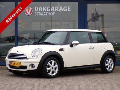 Wit Occasion 2010 Mini ONE Business Hatchback | € 6.950 (Duur)