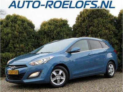 Blauw Gebruikt 2013 Hyundai i30 Stationwagen | € 7.890 (Eerlijke prijs)