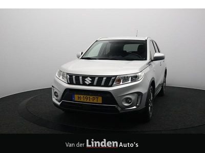 Grijs (metallic) Occasion 2020 Suzuki Vitara SUV | € 17.950 (Eerlijke prijs)