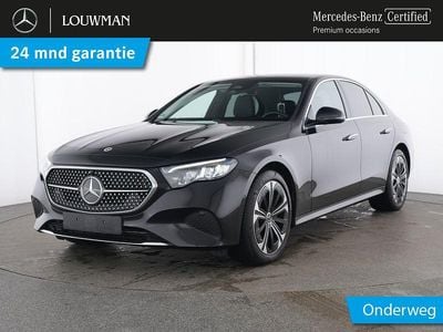 Zwart (metallic) Occasion 2024 Mercedes E300 Sedan | € 54.945 (Super prijs)