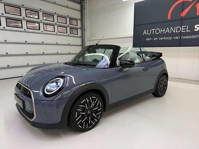 Overige Occasion 2025 Mini Cooper S Cabriolet Favoured Cabriolet | € 37.995 (Super prijs)