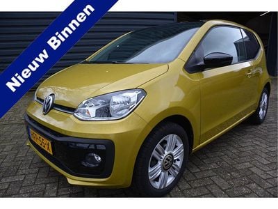 Occasion VW up! take up! 2025 Geel Hatchback