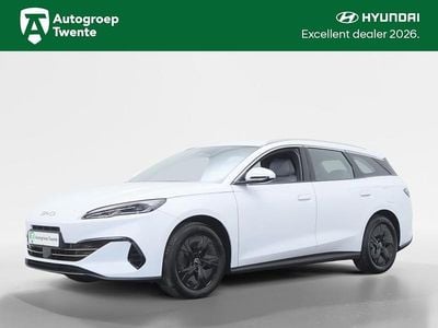 Nieuw BYD Seal Boost 184 PK (135 kW) 2025 Wit Stationwagen