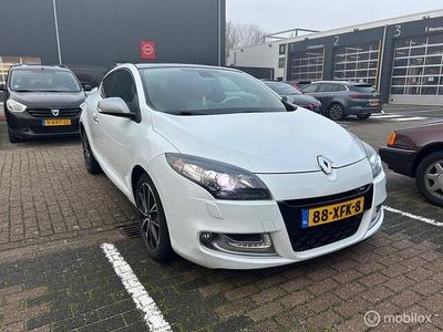 Wit (metallic) Gebruikt 2012 Renault Mégane GT Line GT-Line Coupé | € 3.245