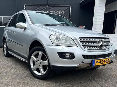 Mercedes 320