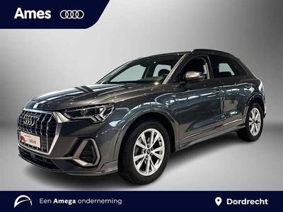 Grijs (parellak) Occasion 2025 Audi Q3 Comfort SUV | € 48.995 (Iets duurder)
