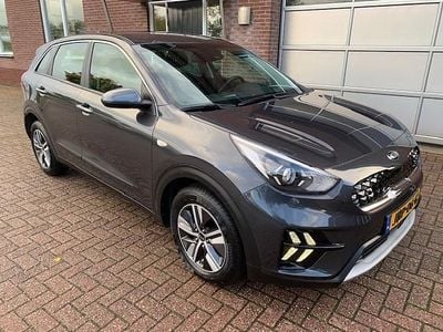 Grijs Gebruikt 2020 Kia Niro Comfort SUV | € 18.950 (Goede deal)