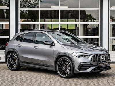 Grijs Gebruikt 2022 Mercedes GLA35 AMG AMG SUV | € 69.875