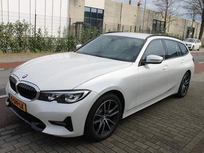 tweedehands BMW 318 3-SERIE i Executive Edition