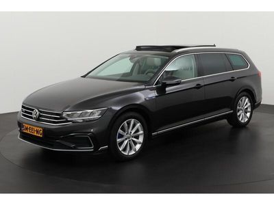 tweedehands VW Passat Variant 1.4 TSI PHEV GTE Business | Panoramadak | Leder |