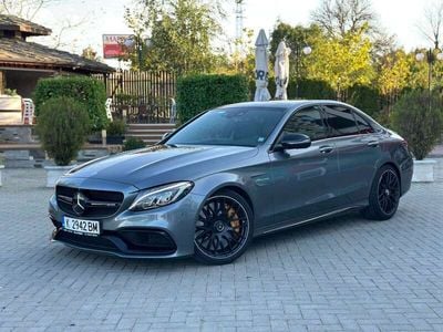 Mercedes C63 AMG