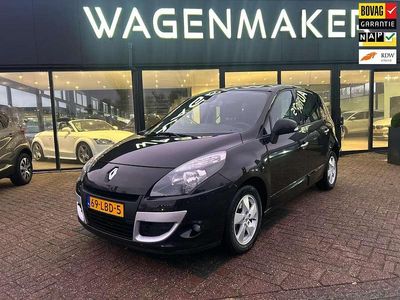 Zwart (metallic) Gebruikt 2010 Renault Scénic III Dynamique MPV | € 5.250 (Eerlijke prijs)