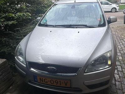 Grijs Occasion 2007 Ford Focus Ghia Stationwagen | € 2.000 (Eerlijke prijs)