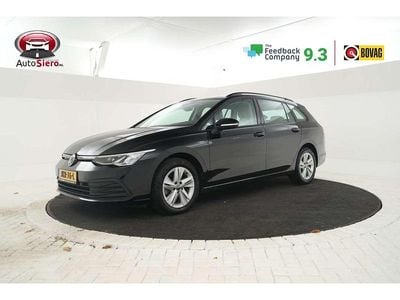 Zwart Occasion 2022 VW Golf VIII Business Stationwagen | € 18.999 (Super prijs)