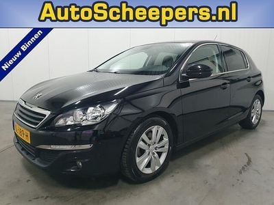 Zwart (metallic) Occasion 2015 Peugeot 308 Hatchback | € 7.995 (Eerlijke prijs)