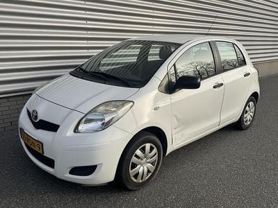 Occasion Toyota Yaris 69 PK (50 kW) 2011 Wit Hatchback