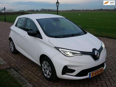 Wit Occasion 2020 Renault Zoe Life Hatchback | € 9.680 (Goede deal)