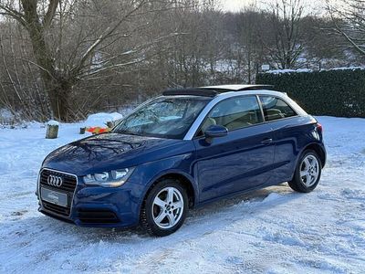 Blauw Gebruikt 2011 Audi A1 Attraction Hatchback | € 8.499 (Eerlijke prijs)