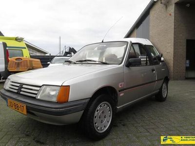 tweedehands Peugeot 205 CABRIOLET CT S6