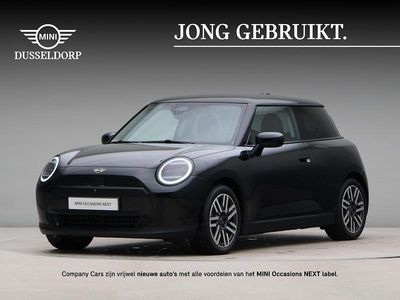 Nieuw Mini Cooper Classic 135 kW (184 PK) 2025 Zwart Hatchback
