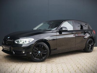 tweedehands BMW 118 118 1-serie i Executive Sport | Black on Black | LE